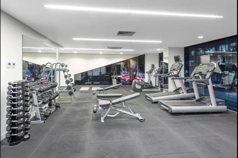 Aura2107, 2 Bedroom Apartment With Balcony, Stunning Yarra River And City Views Melbourne Luaran gambar