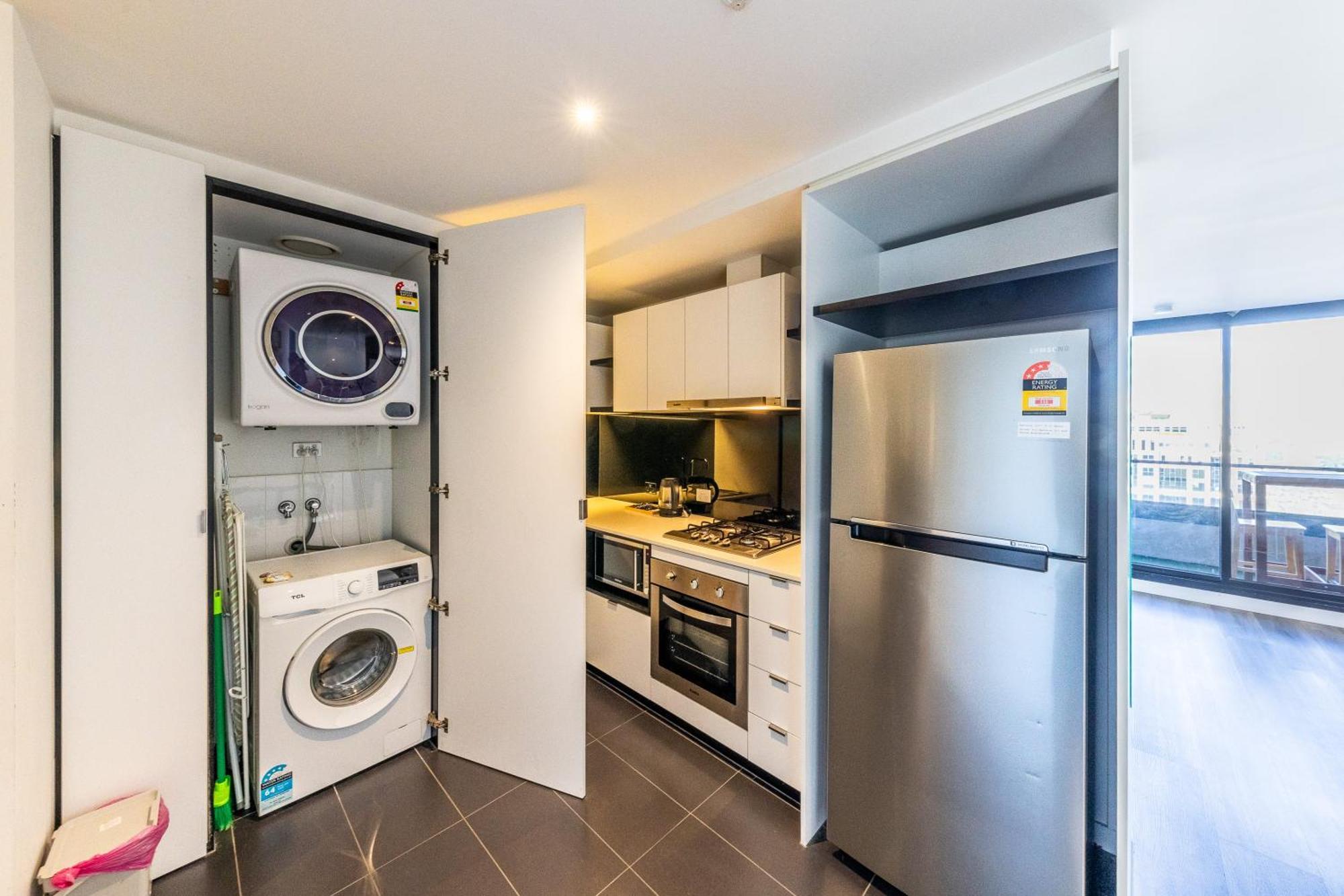Aura2107, 2 Bedroom Apartment With Balcony, Stunning Yarra River And City Views Melbourne Luaran gambar